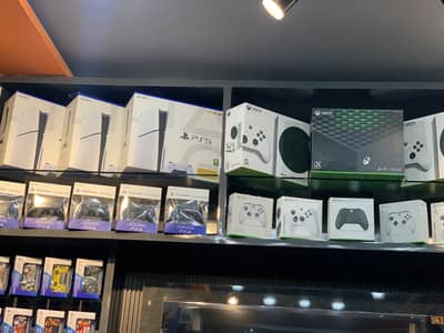 Playstation x box consoles and accessories available