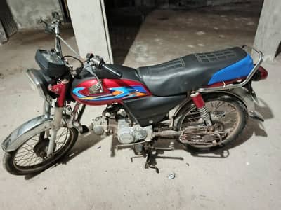 Treet 70 2017 model all ok h koi msla nhi h Sargodha kh number lga how