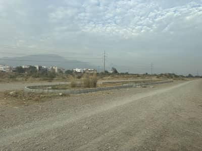 40x80 plot for sale in f14