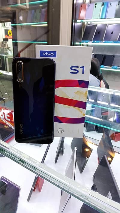 vivo s1