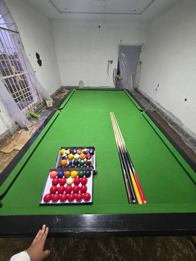 5/10 snooker table 8 legs