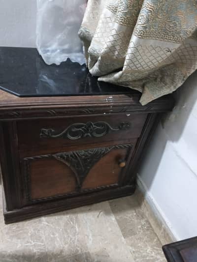 chinioti bed with dressing and 2 side table