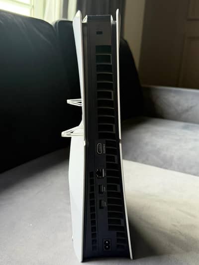 PLAYSTATION 5 SLIM 1TB USED DISK EDITION