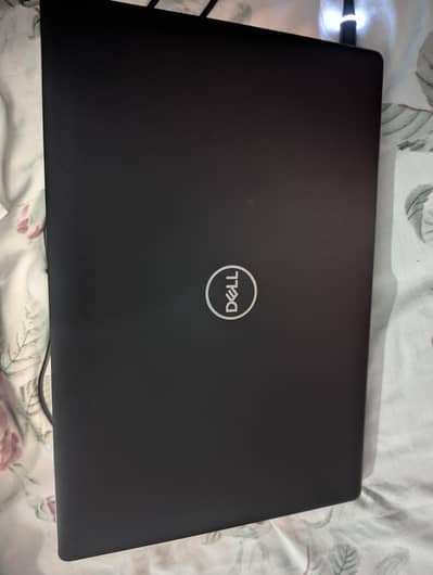 Dell 5400 8Gen core i5 10/10