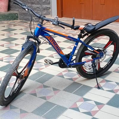 strong 100 Gear cycle