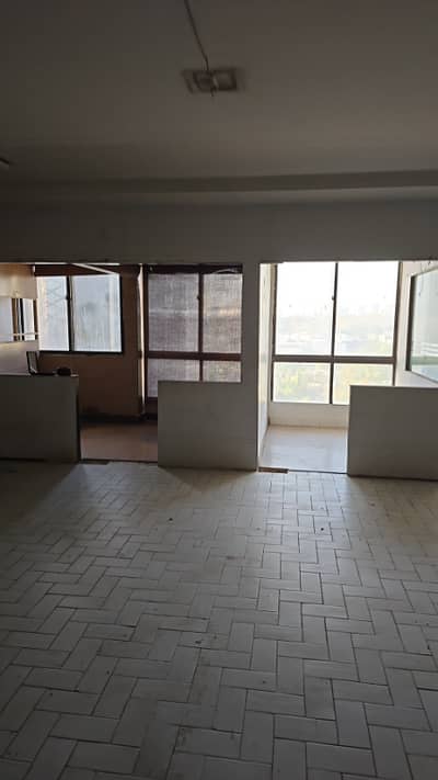 Pak avenue Office for rent 1790sqft in shahar e Faisal.