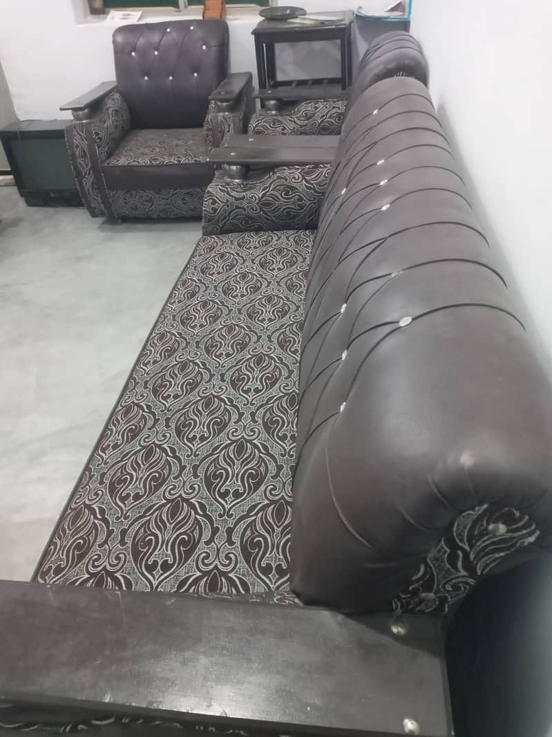 صوف 5سیٹرز برائے فروخت 1