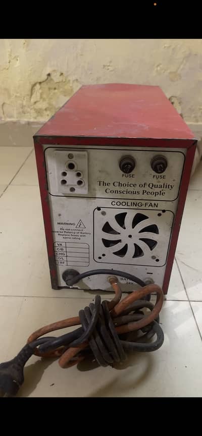 Ups max power 700 watts like a new