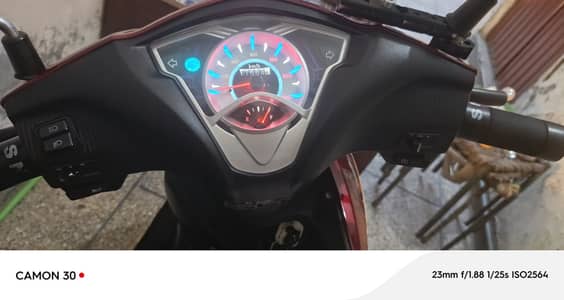 United 100cc Scooty 2019 – Mehroon Colour, Excellent Condition