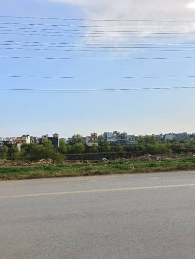 Get This Amazing 1250 Square Feet Residential Plot Available In I-15/1