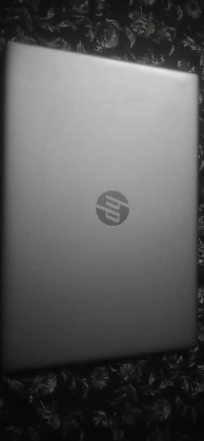 HP core i5 8th Gen laptop 4Ram-128 storage