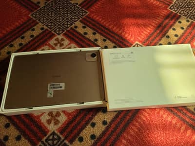 honor tab x9a brand new  argent sale