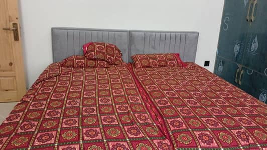 Single beds only 1 month used