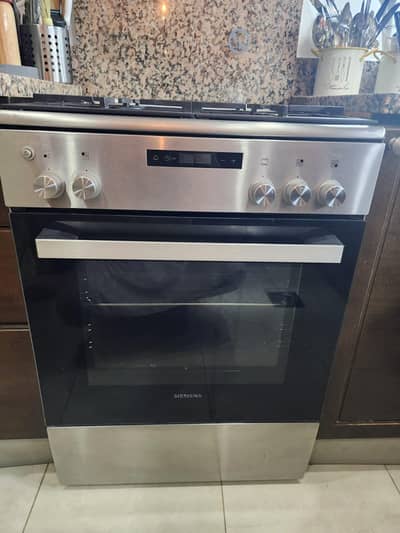 Siemens brand Gas burner with oven
