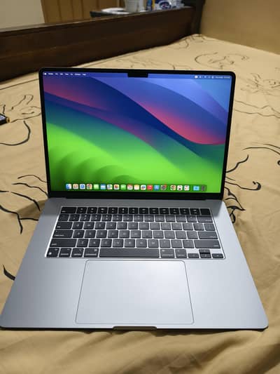 MacBook air m3 15 inches brand new just box open