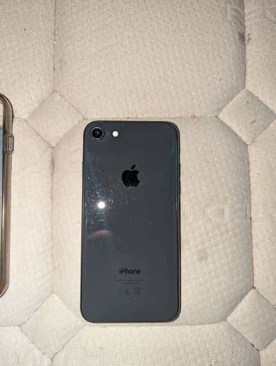 iPhone 8 64gb 82 battery health waterproof