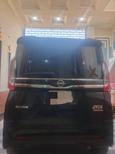 Nissan Roox sell