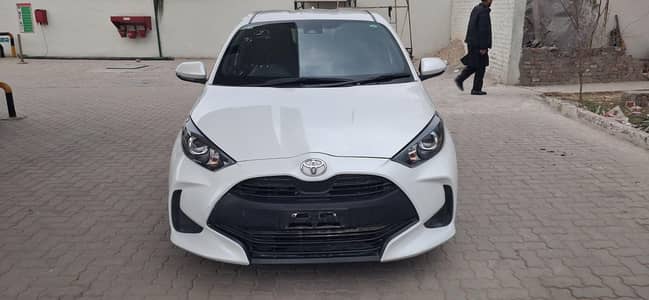 TOYOTA YARIS FRESH 2025 IMPORT