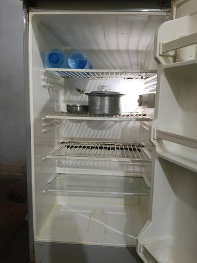 Haier refrigerator 8 CF