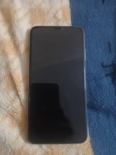 iphone xs max 64 gb . . All sims working