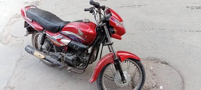 Honda Pridor 2014 Neat clean bike
