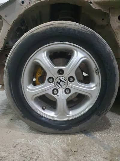 15 inch rim tyre