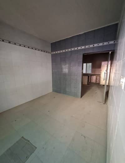 Sale House Hina Banglows 1 Unit 3 Bed. D. D Boundary Wall Johar Mor