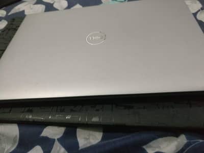 core i7 10gen ram 8gb nvm 256