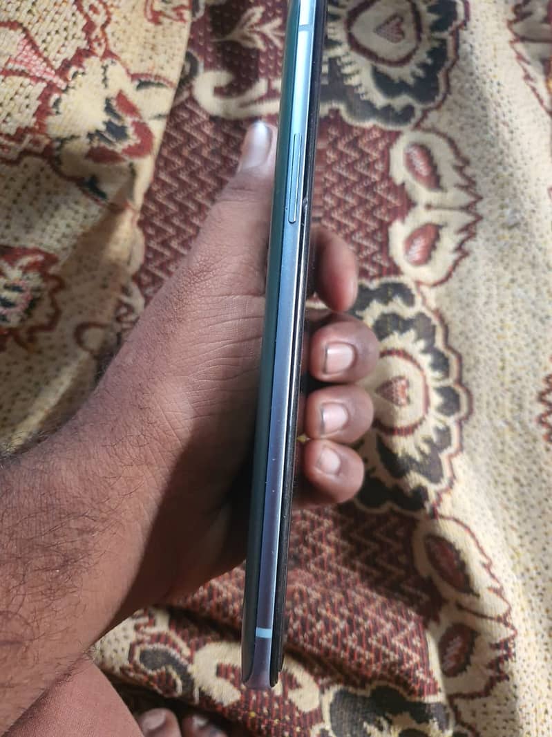 One Plus 9R 3