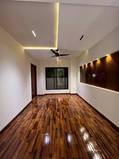 Luxurious Spacious Designer Brand New GROUND PORTION FOR RENT, in Soan Garden Block H Prime Location This House ? Near To Isl Express Highway