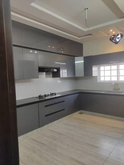 20 Marla new upper Portion