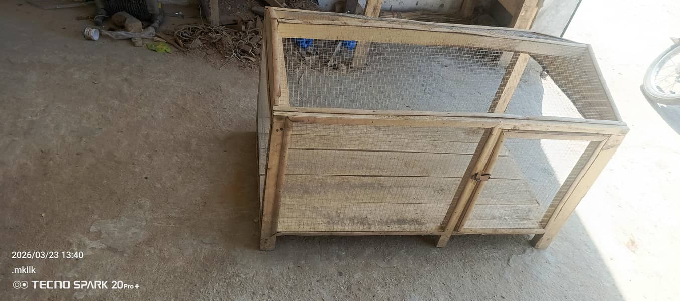 "ہینڈ میڈ لکڑی کا اسٹائلش پنجرہ – 2/3 فٹ، نفیس اور پائیدار" 0