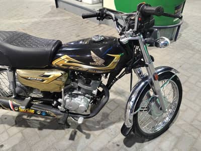 Honda 125 Gold Edition