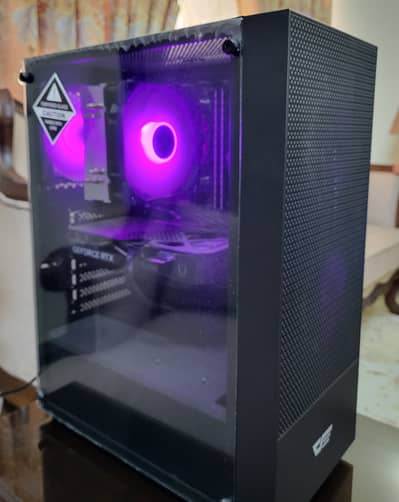 Gaming pc (rtx5060.32gbRAM ddr4.1tbnvmegen4)