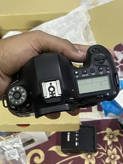 Canon 6d with box urgent sale