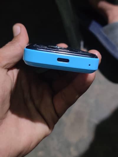 calme. 4g hot . 2gb 8gb