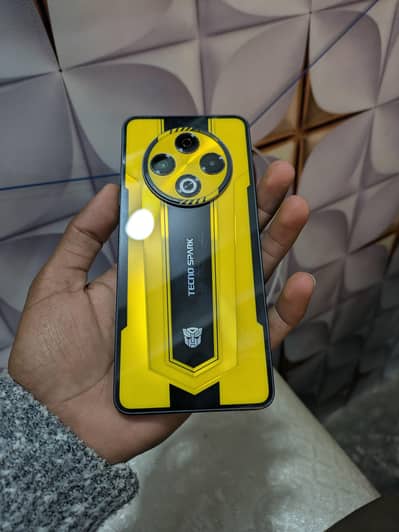 Tecno Spark 30 8 128gb spichal edition 10/9 condition