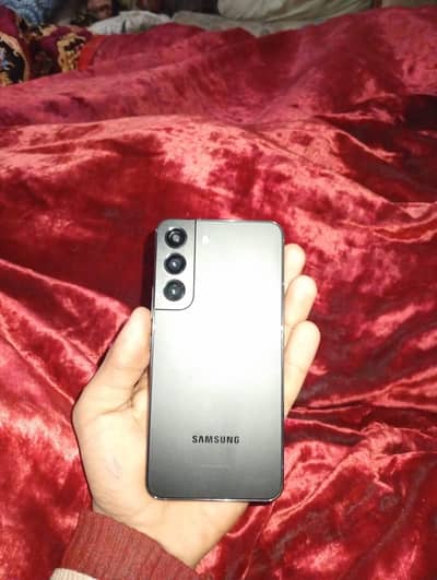 Samsung s22 256gb Waterpack non pta 10 10 condition urgent sale