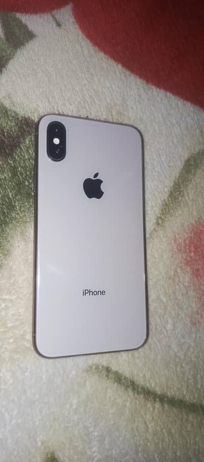 I phone xs golden colour