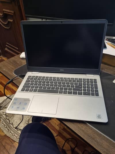 inspiron 5593 i7 10th gen 4gb card