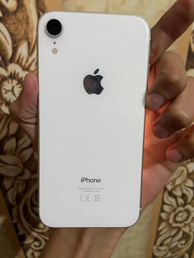 I Phone XR (64) Gb
