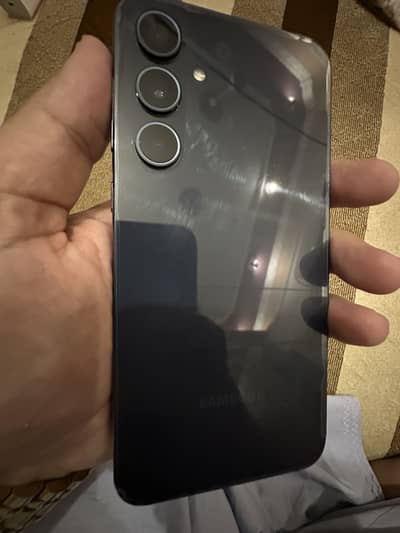 Samsung a35 5G  8/256 gb