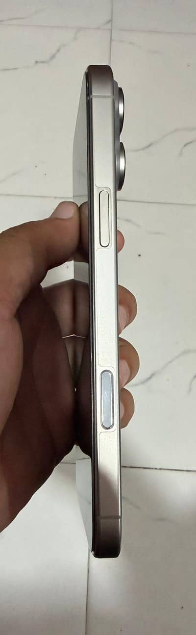 16 pro max full box non PTA  89 battery health