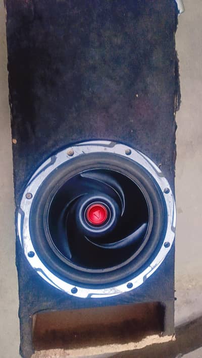 12inches pioneer sub wofeers and sapekar like a brand new condition