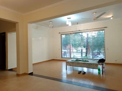 DHa Defence villa For Rent