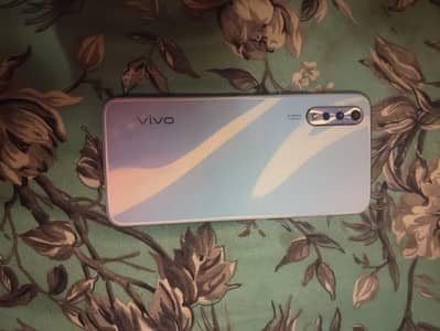 vivo s1