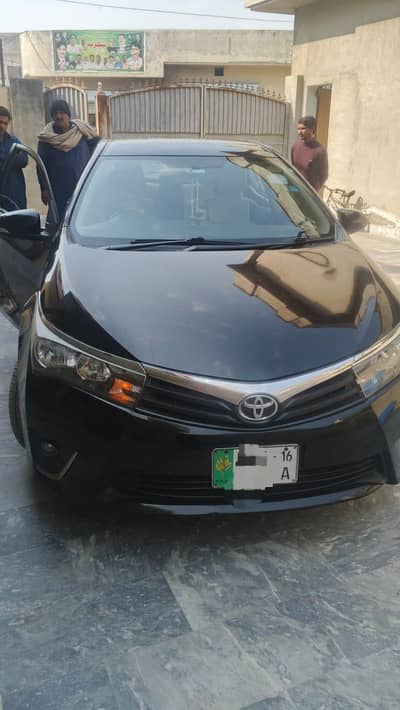 Toyota Corolla 2016 Xli totally genuine brand new