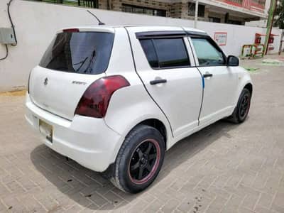 Suzuki Swift Own Powerful Engine White 2011