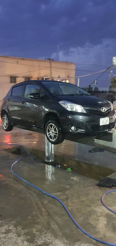 toyota vitz 2011 import 2014