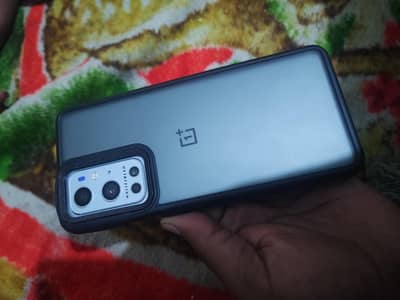 OnePlus 9 pro 12/256